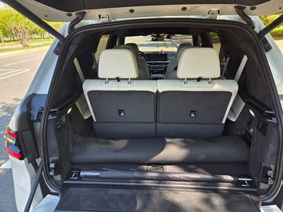 BMW X7 - 10