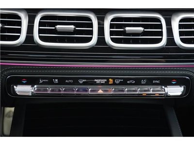 2021 Mercedes-BENZ GLS thumbnail 38