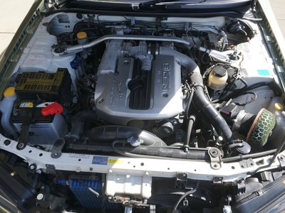 NISSAN SKYLINE COUPE - 2