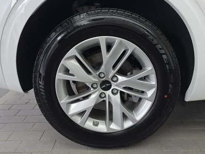 صورة 6 لـ 2025 Genesis GV70