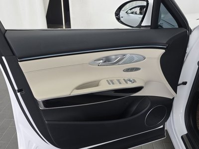2025 Genesis GV70 — миниатюра 14