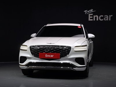 صورة 2 لـ 2025 Genesis GV70