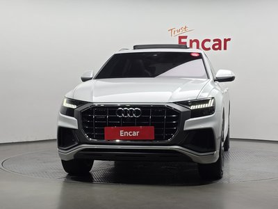 2020 AUDI Q8 照片 2