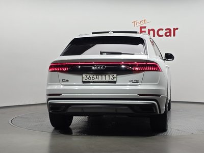 2020 AUDI Q8 照片 3