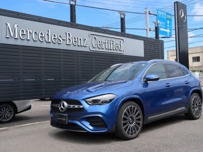 MERCEDES-BENZ GLA - 4