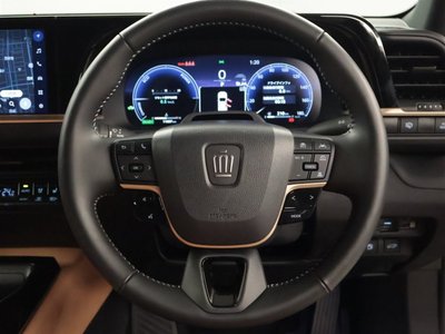 TOYOTA CROWN SPORT - 6