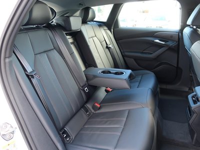 صورة مصغرة 20 لـ 2025 AUDI A6 AVANT E-TRON