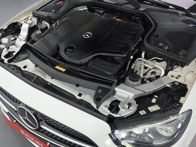 MERCEDES-BENZ E-CLASS - 7