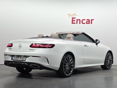 MERCEDES-BENZ E-CLASS - 3