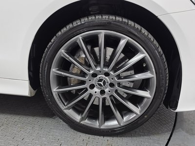 MERCEDES-BENZ E-CLASS - 6