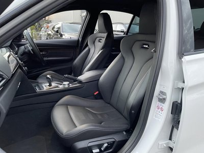 BMW M3 SEDAN - 9