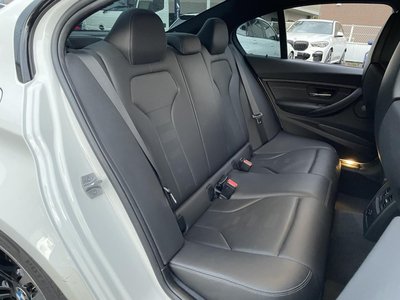 BMW M3 SEDAN - 10