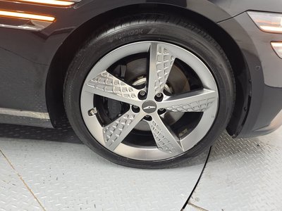 2021 Genesis G80 (RG3) photo 8