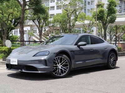 2025 Porsche TAYCAN 缩略图 11