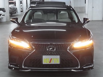 LEXUS LS - 9