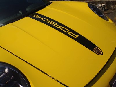 PORSCHE 911 - 8