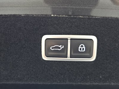 2022 Genesis G90 (RS4) thumbnail 22