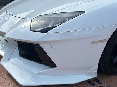 LAMBORGHINI AVENTADOR ROADSTER - 9