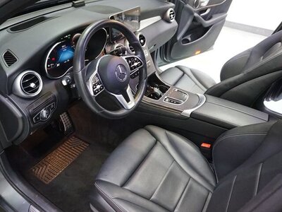 MERCEDES-BENZ GLC - 10