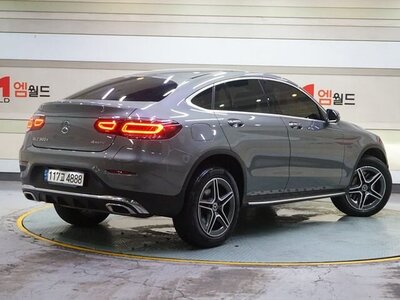 MERCEDES-BENZ GLC - 3