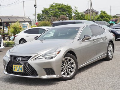 صورة 4 لـ 2023 LEXUS LS