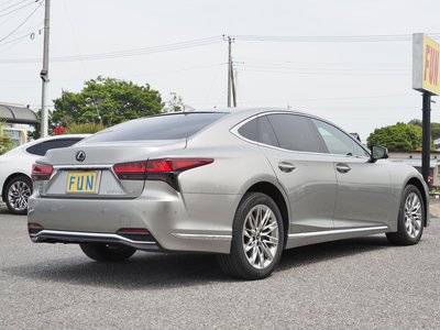 صورة 5 لـ 2023 LEXUS LS