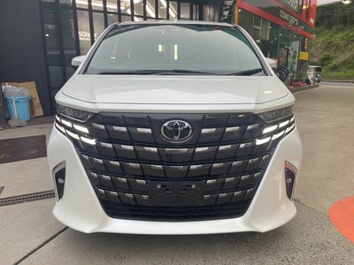 TOYOTA ALPHARD - 4