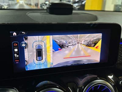 2025 Mercedes-BENZ EQB — миниатюра 17