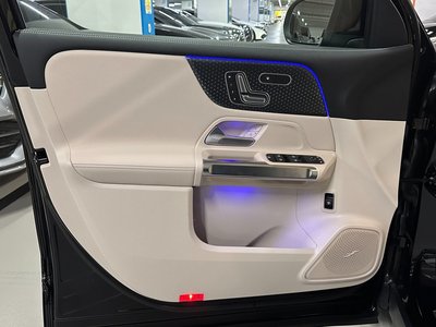 2025 Mercedes-BENZ EQB — миниатюра 12
