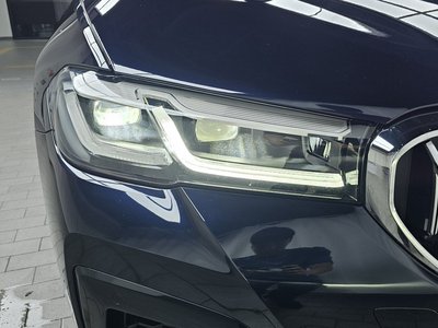 2023 BMW 5 SERIES — фото 9