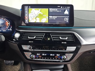 2023 BMW 5 SERIES — миниатюра 18