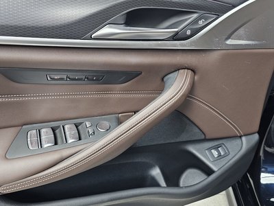 2023 BMW 5 SERIES — миниатюра 27