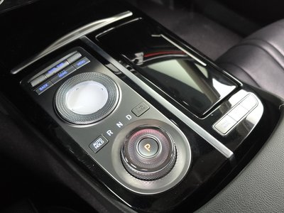 GENESIS G80 (RG3) - 9
