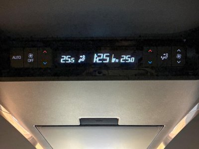 صورة مصغرة 57 لـ 2024 Toyota ALPHARD