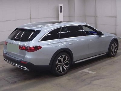 2024 Mercedes-BENZ E-CLASS photo 6