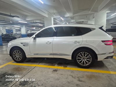 2025 Genesis GV80 photo 7