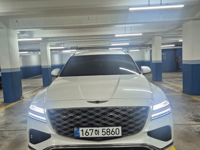 2025 Genesis GV80 photo 1