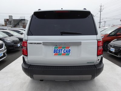 TOYOTA LAND CRUISER 250 - 7