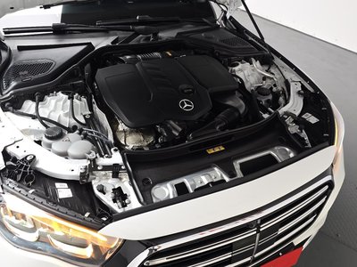 MERCEDES-BENZ E-CLASS - 7