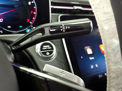 MERCEDES-BENZ E-CLASS - 9