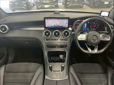 MERCEDES-BENZ GLC - 3