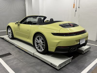 PORSCHE 911 - 6