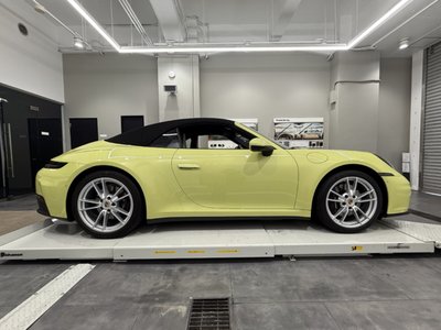 PORSCHE 911 - 4