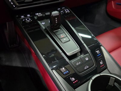2023 Porsche 911 photo 9