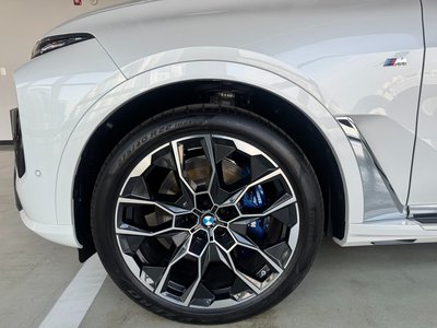 BMW X7 - 8