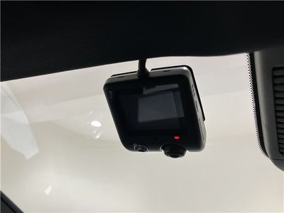 MERCEDES-BENZ EQS - 10