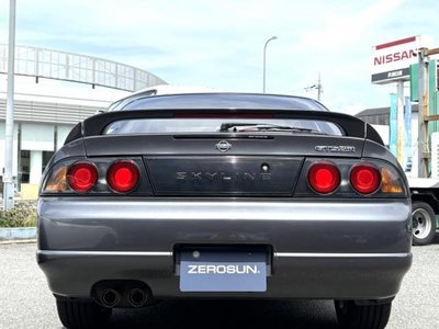 NISSAN SKYLINE - 7