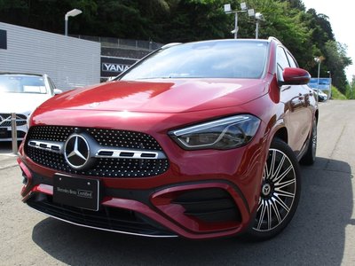 MERCEDES-BENZ GLA - 1