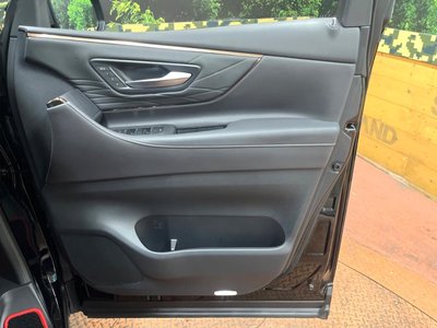 صورة مصغرة 44 لـ 2023 Toyota ALPHARD