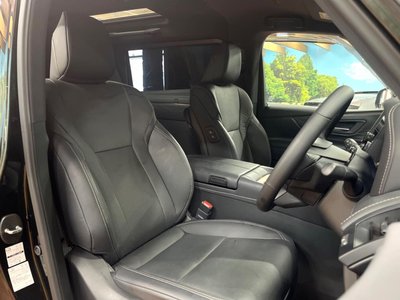 2023 Toyota ALPHARD — фото 10